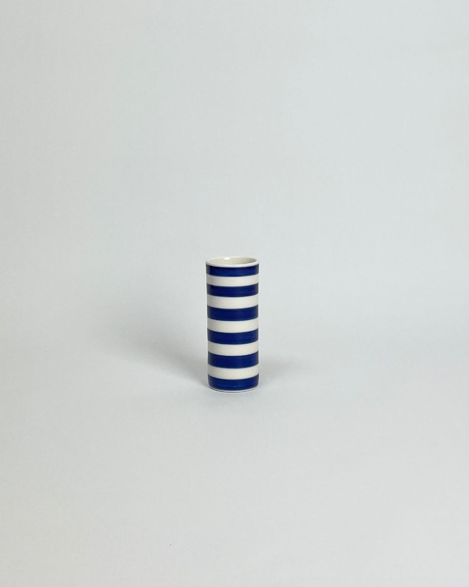 stripes vase klein