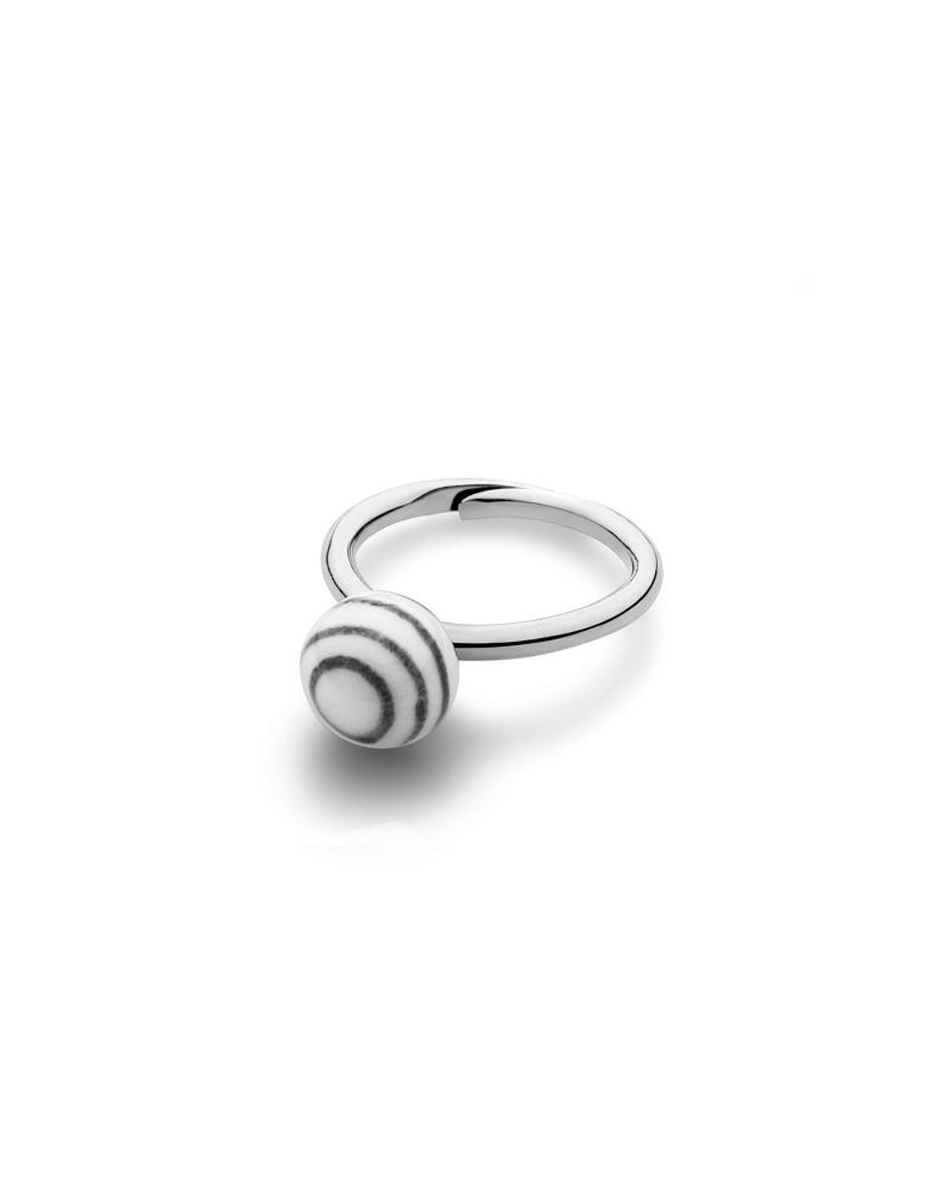 Anne Black stripes small ball finger ring narrow