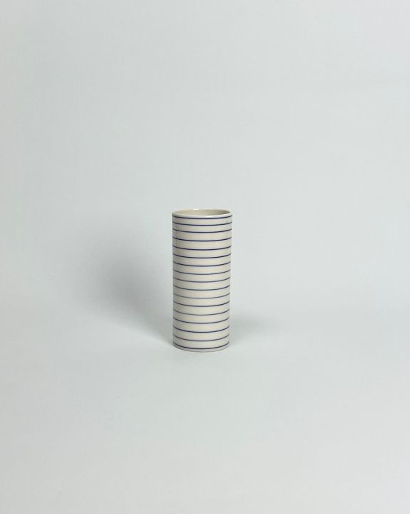 stripes vase narrow-blue medium