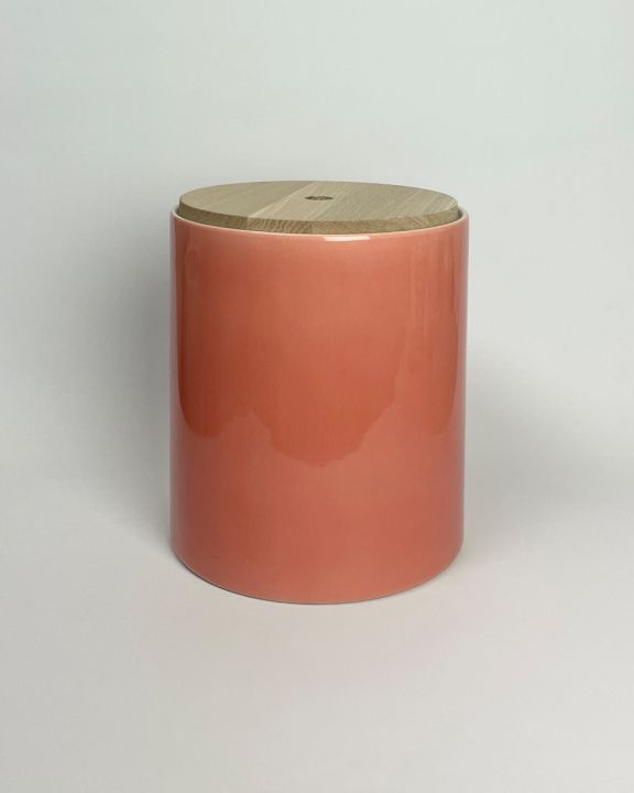 Kitchen bread box