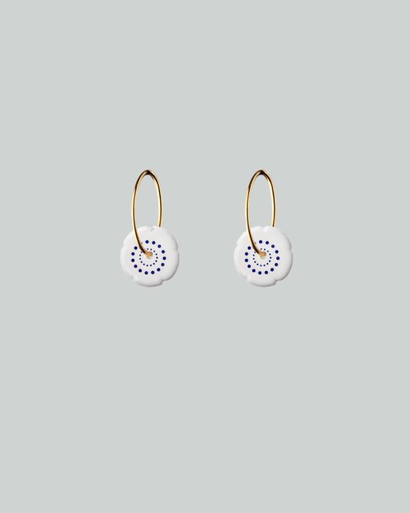flower hoops gold