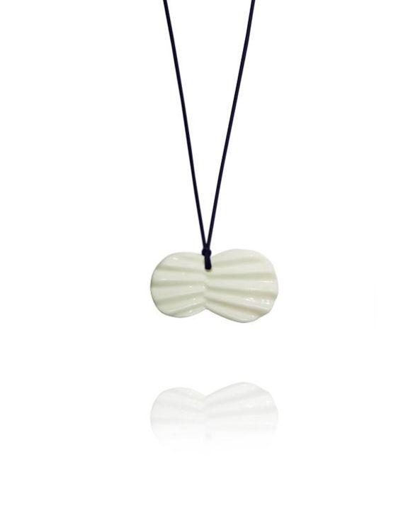 pleats necklace-navy