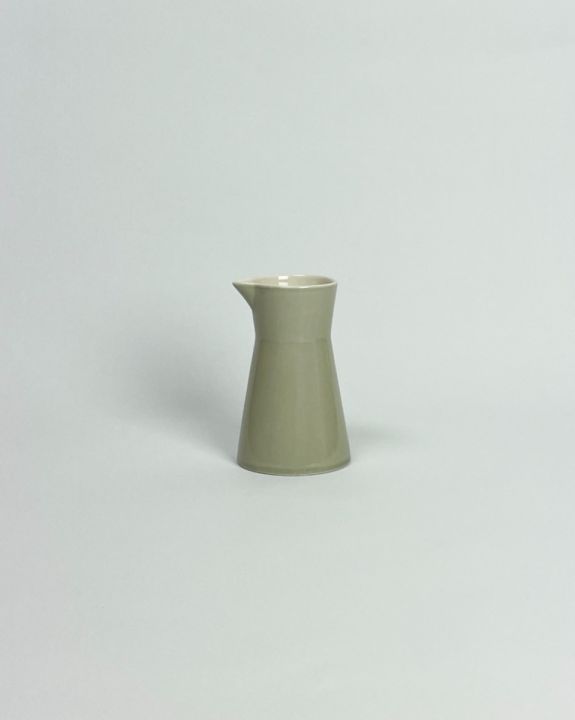 plain pitcher S sage