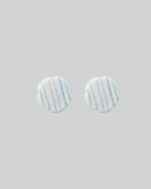 stripes long earring silver blue