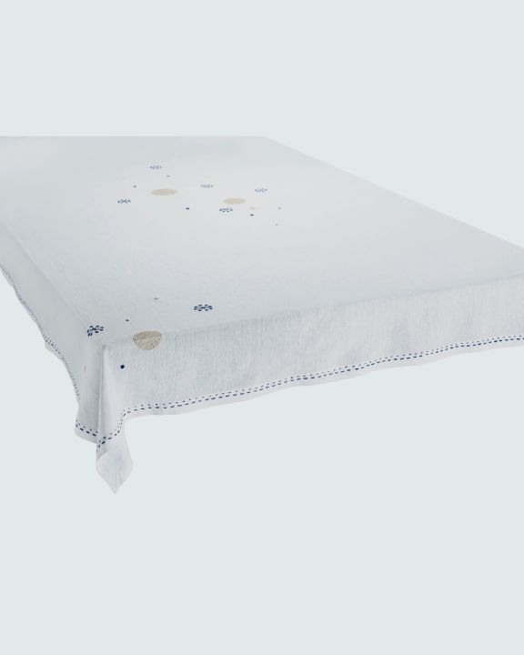 table cloth white