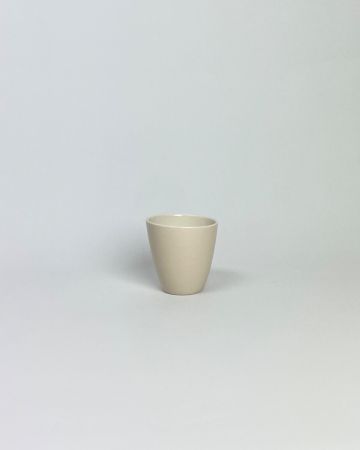 tilt cup