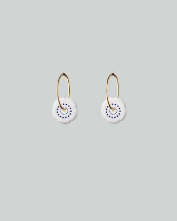 flower hoops gold