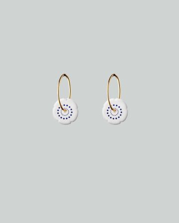 flower creolen goud
